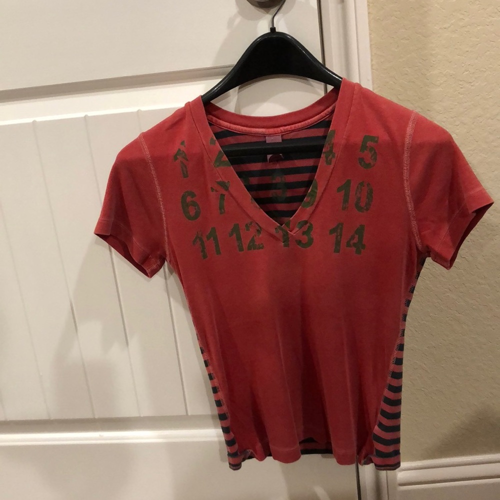 Red, Green, Numbers Shirt - Picture 3 of 6